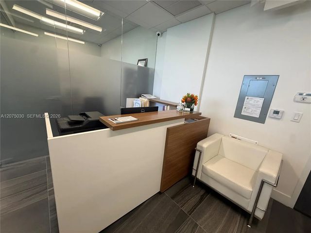 3 of 26 - 800 Se 4th Avenue #806, Hallandale Beach, FL