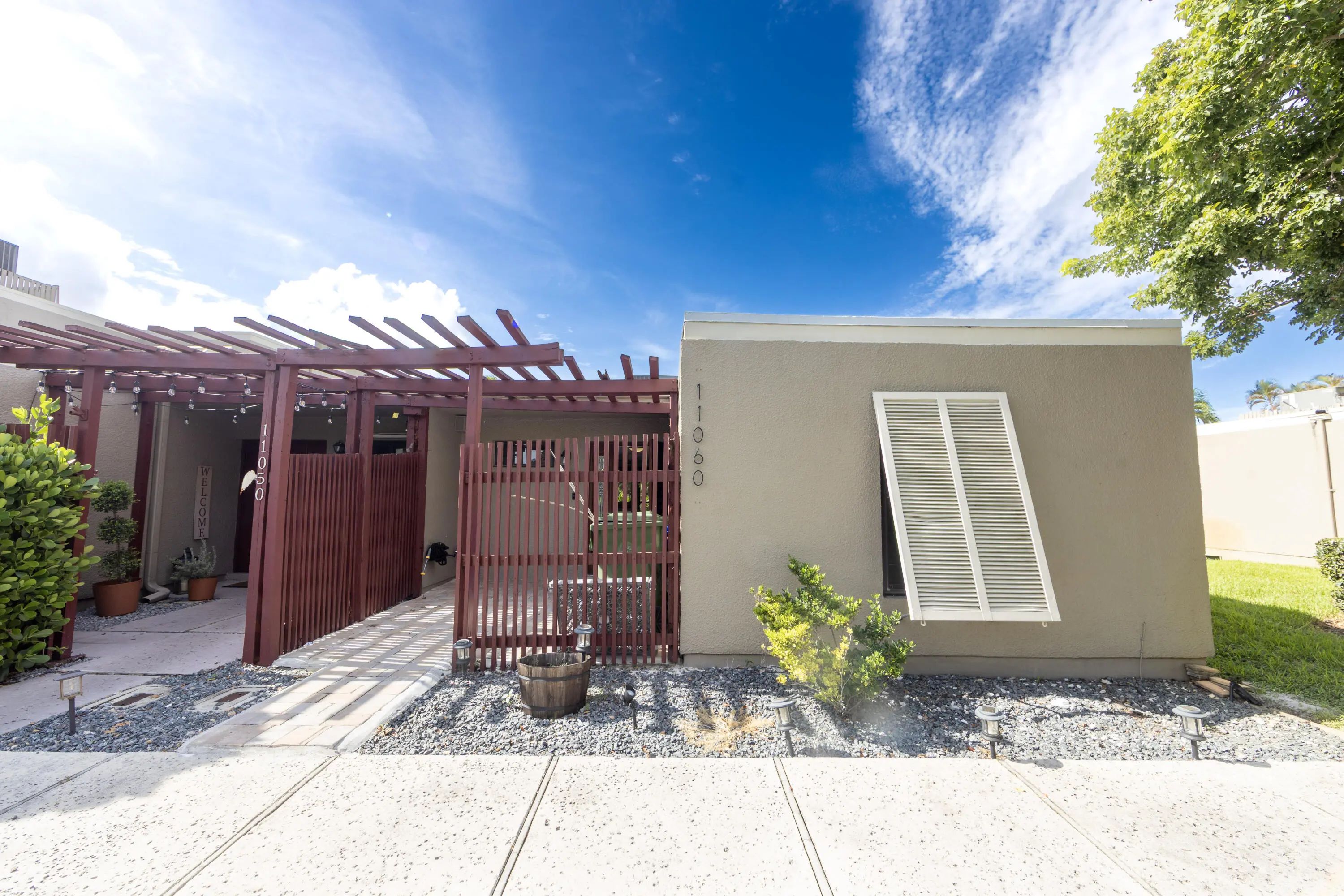 11060 S Lakeview Drive #11060, Pembroke Pines