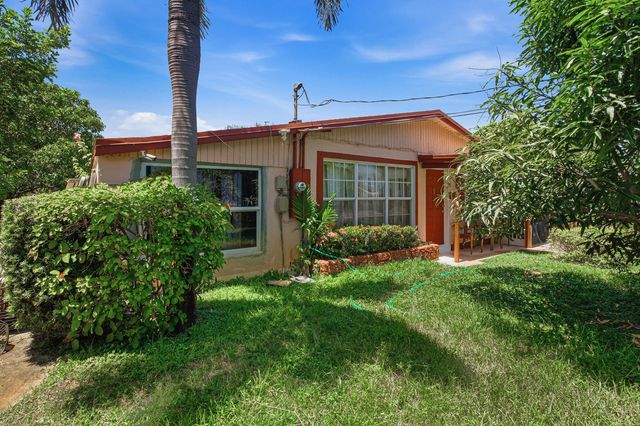 3 of 38 - 691 Nw 20th Court, Pompano Beach, FL