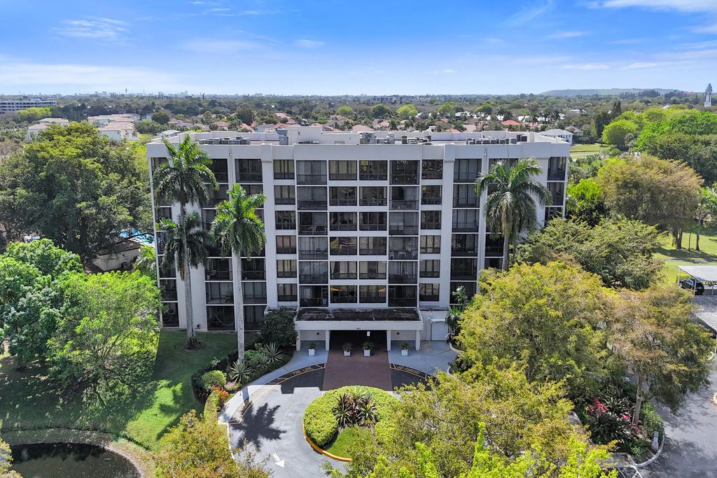 5951 Wellesley Park Drive #405, Boca Raton