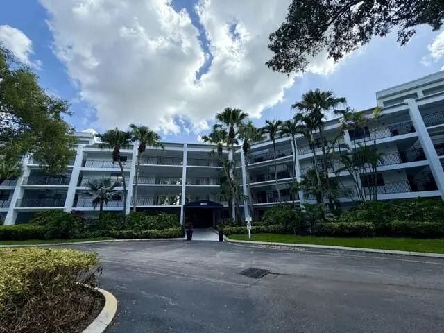 4 of 46 - 16141 W Blatt Boulevard #413, Weston, FL