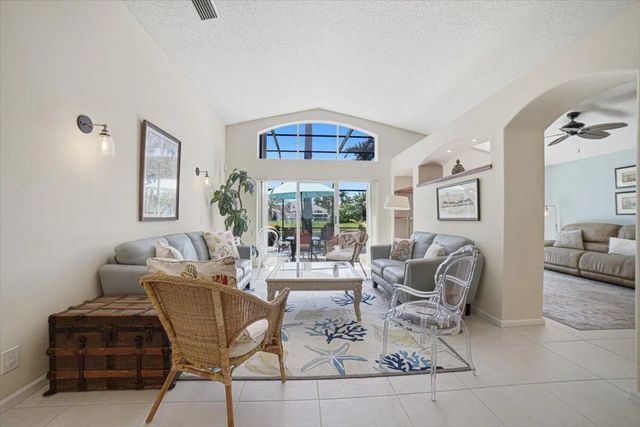 5 of 44 - 5026 Prairie Dunes Village Circle, Lake Worth, FL