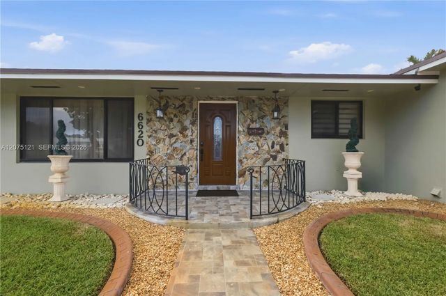 2 of 44 - 6620 Sw 6th Street, Pembroke Pines, FL