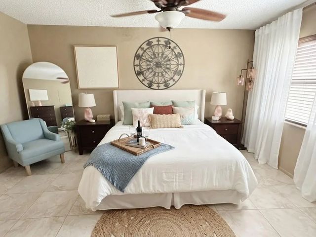 3 of 19 - 2690 N Nob Hill Road, Sunrise, FL