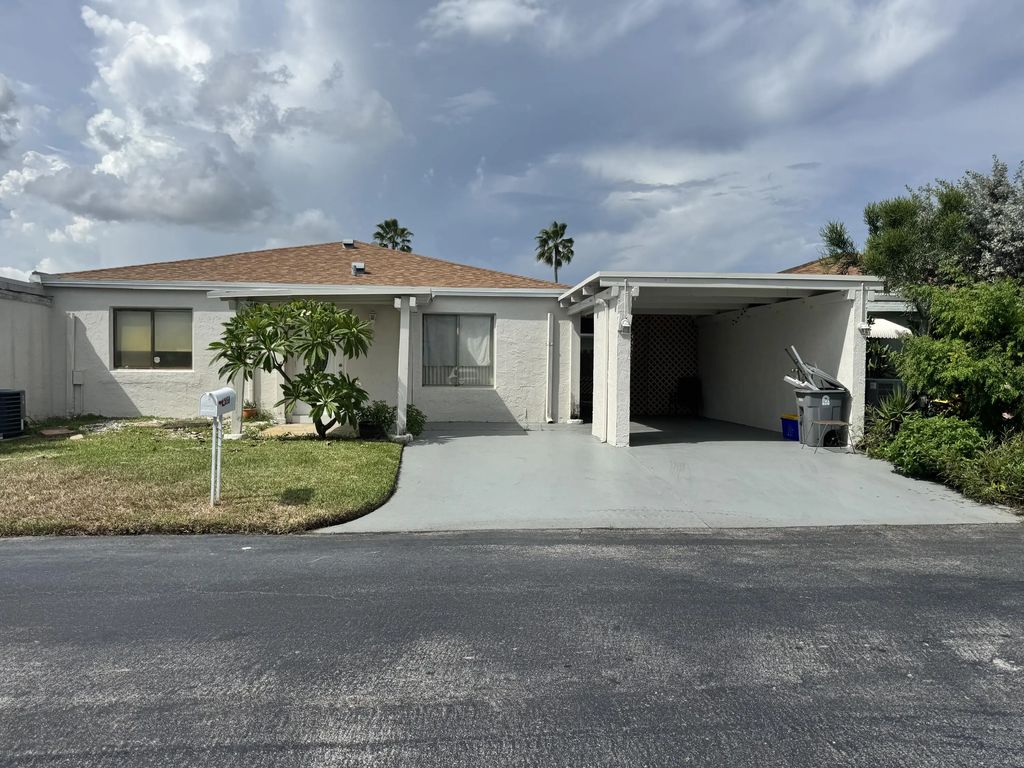 14858 Wildflower Lane, Delray Beach