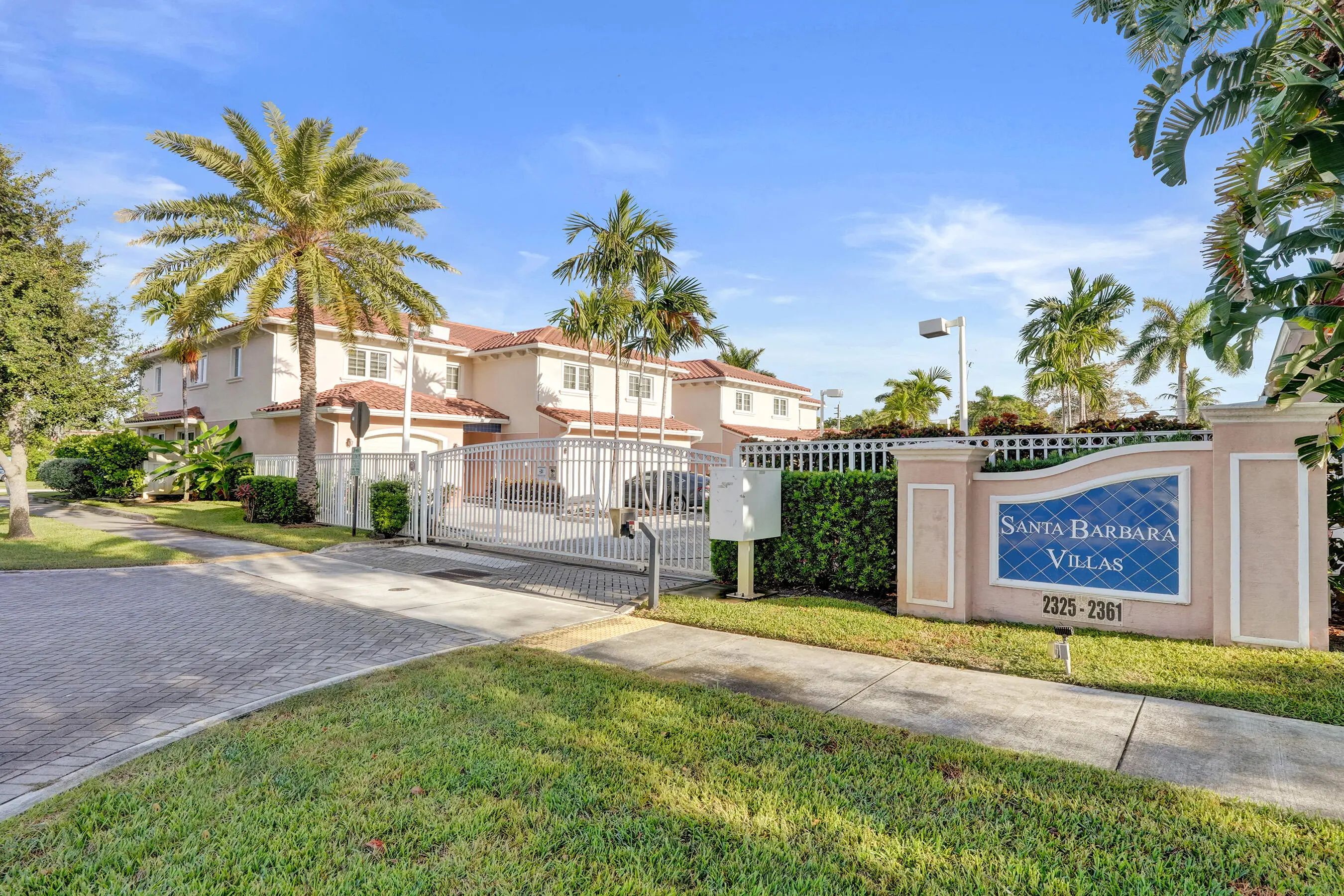 2353 Se 5th Street #2353, Pompano Beach