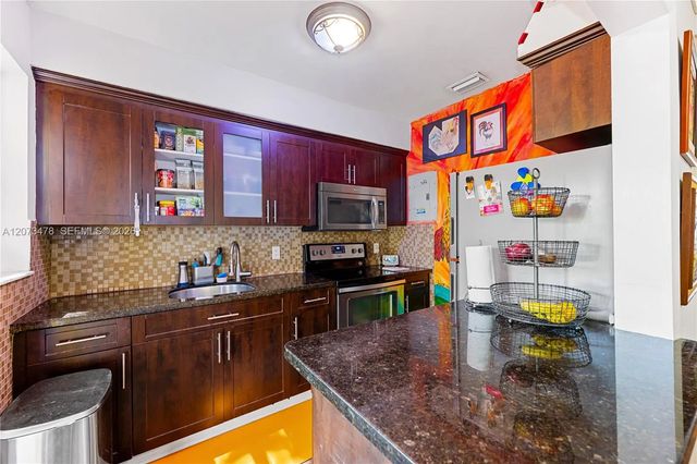4 of 36 - 1444 Nw 2nd Avenue, Fort Lauderdale, FL