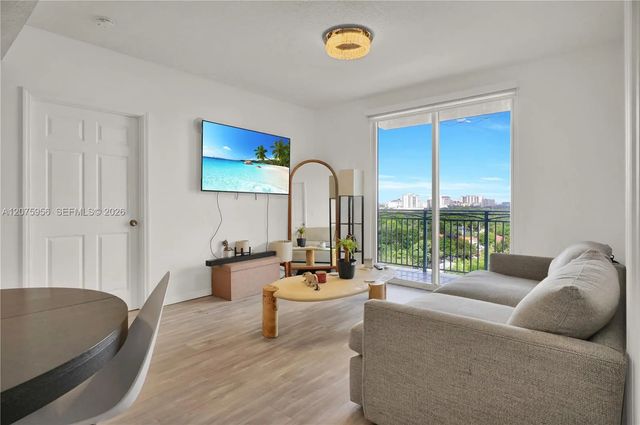 3 of 25 - 3500 Coral Way #1010, Miami, FL