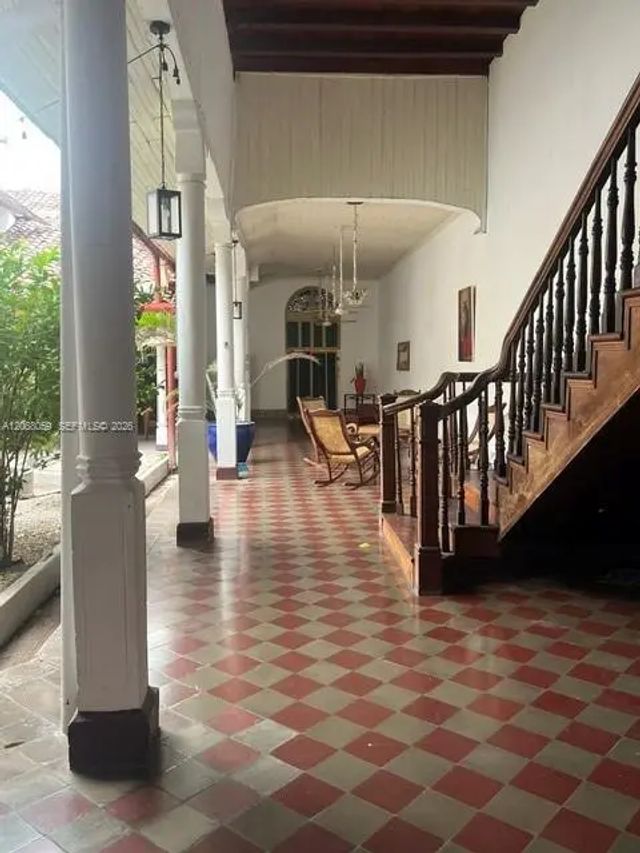3 of 24 - 203 Ne Calle Estrada, , 