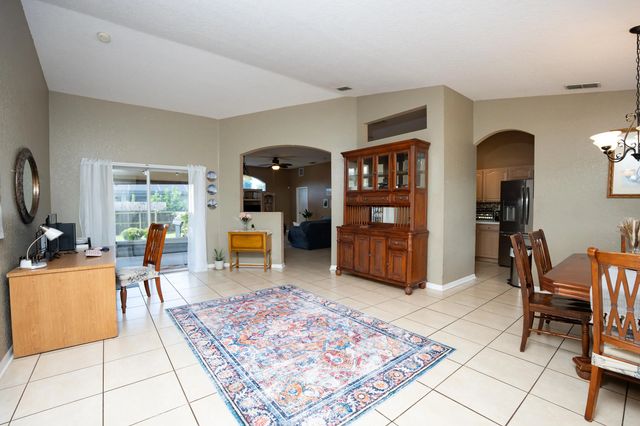 2 of 36 - 1042 Sw Dartmouth Avenue, Port St. Lucie, FL