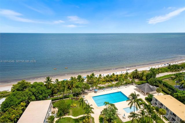 3 of 39 - 881 Ocean Drive #16f, Key Biscayne, FL