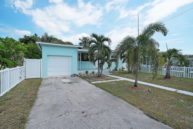 2 of 34 - 2517 Rodman Street, Hollywood, FL
