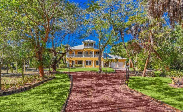 8053 S Indian River Drive, Fort Pierce