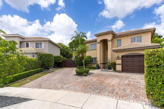 20922 Sw 88th Place, Cutler Bay