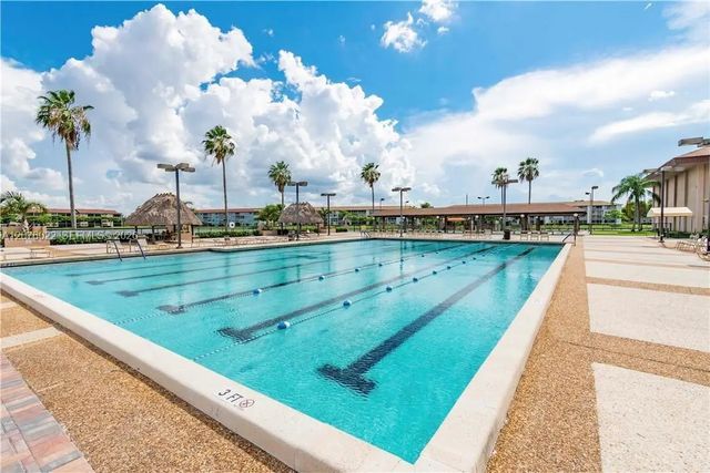 3 of 23 - 13155 Sw 7th Court #302e, Pembroke Pines, FL