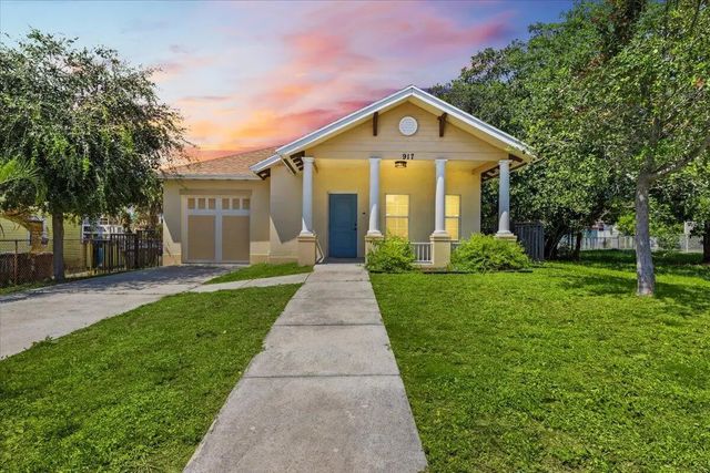 2 of 28 - 917 14th Street, West Palm Beach, FL