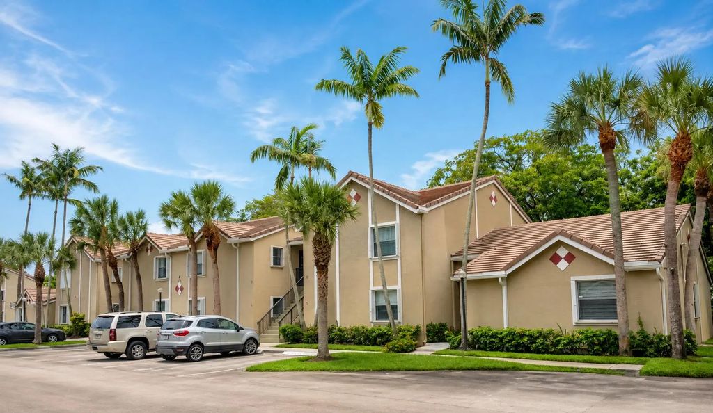 9641 Riverside #f5, Coral Springs