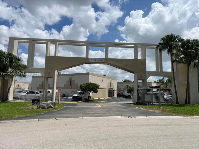 10431 Nw 28th Street #e-104, Doral