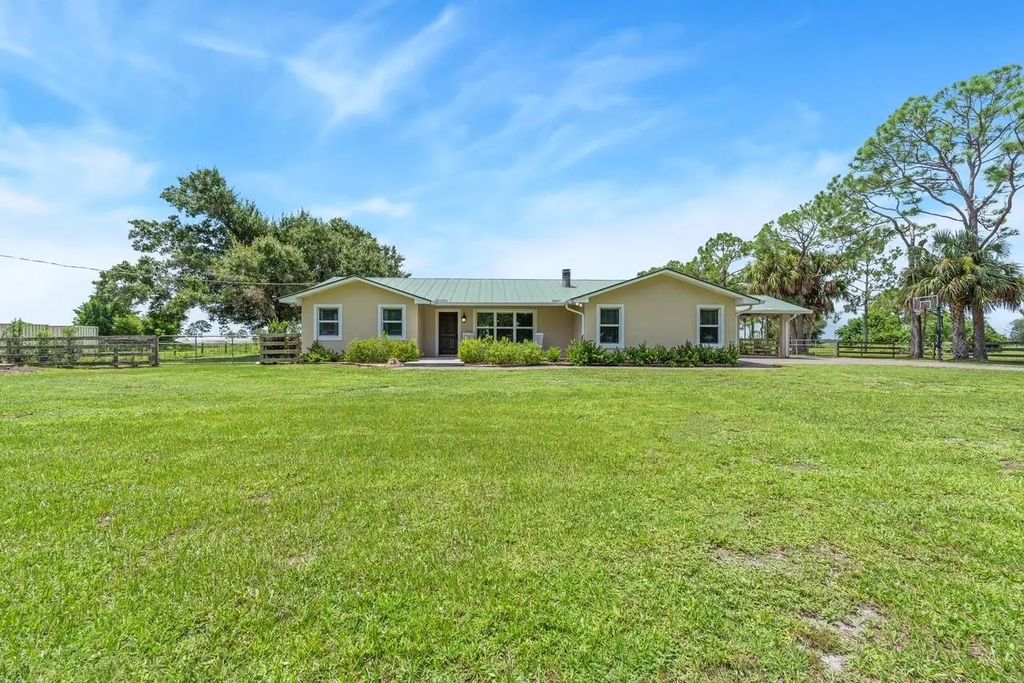 15700 Sw Palomino Street, Indiantown