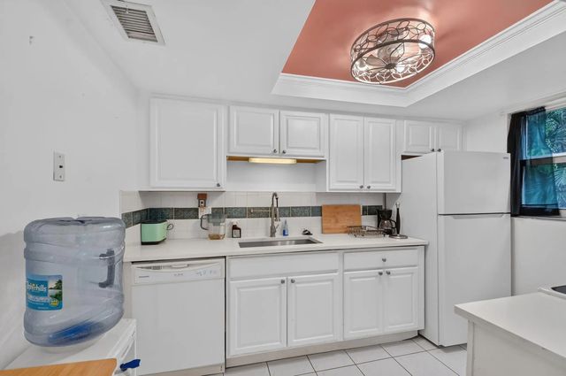 5 of 47 - 658 Ne 6th Court E #e, Boynton Beach, FL