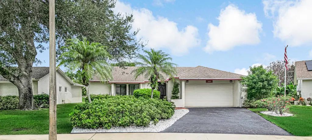10301 Greenbriar Court, Boca Raton