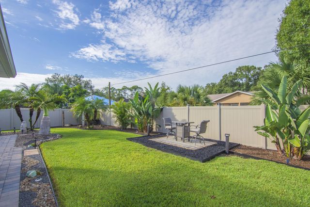 5 of 37 - 1489 Bevan Drive, Sebastian, FL