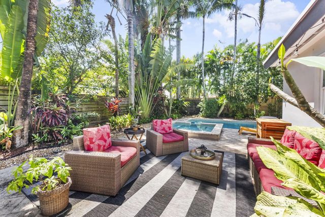 5 of 41 - 1627 Ne 17th Avenue, Fort Lauderdale, FL