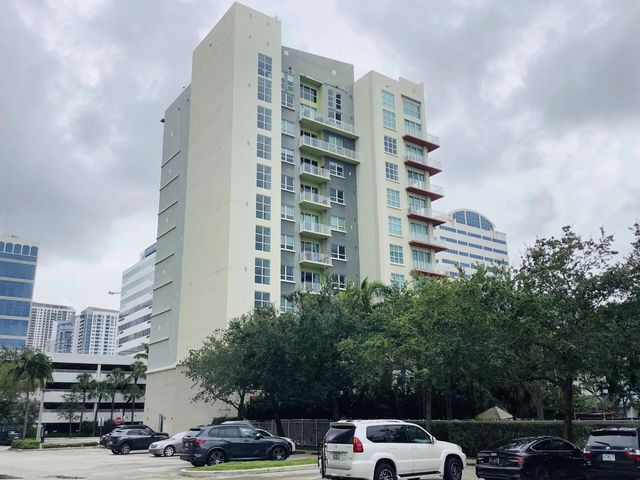 2 of 21 - 313 Ne 2nd Street #305, Fort Lauderdale, FL