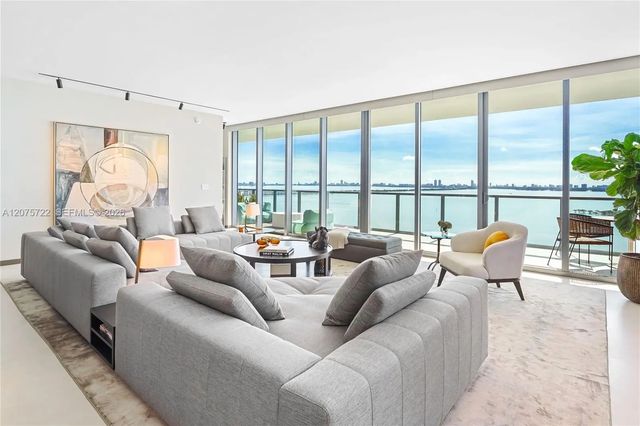 788 Ne 23rd Street #1801, Miami