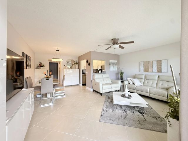 2 of 52 - 172 Tilford I, Deerfield Beach, FL