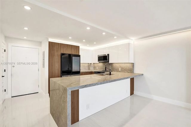 1400 S Ocean Drive #1205, Hollywood