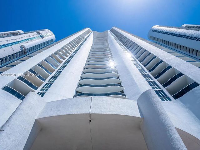 2 of 40 - 15901 Collins Avenue #2504, Sunny Isles Beach, FL