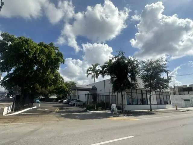1119 Sw 1st Street, Miami