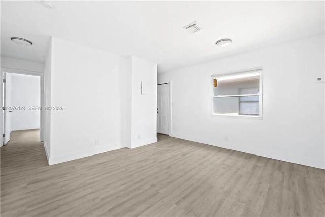 4 of 35 - 1022 Nw 6th Avenue, Fort Lauderdale, FL