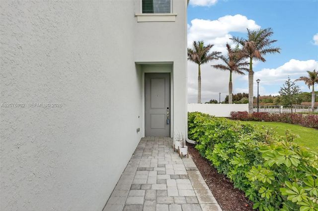 3 of 49 - 5610 Se Edgewater Circle, Stuart, FL