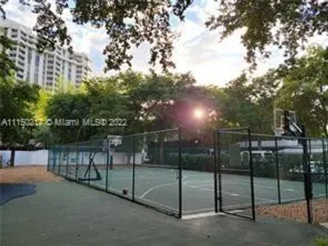4 of 9 - 4000 Towerside Terrace #1104, Miami, FL