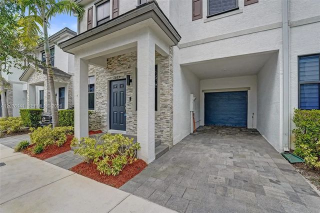 3 of 57 - 2805 Sw 17 Avenue #0, Fort Lauderdale, FL