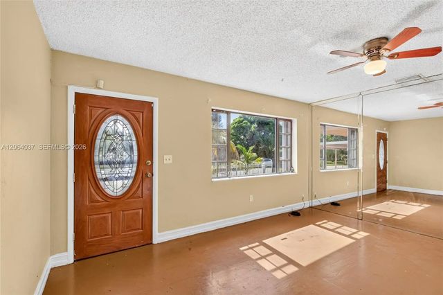 4 of 30 - 17950 Nw 6th Court, Miami Gardens, FL