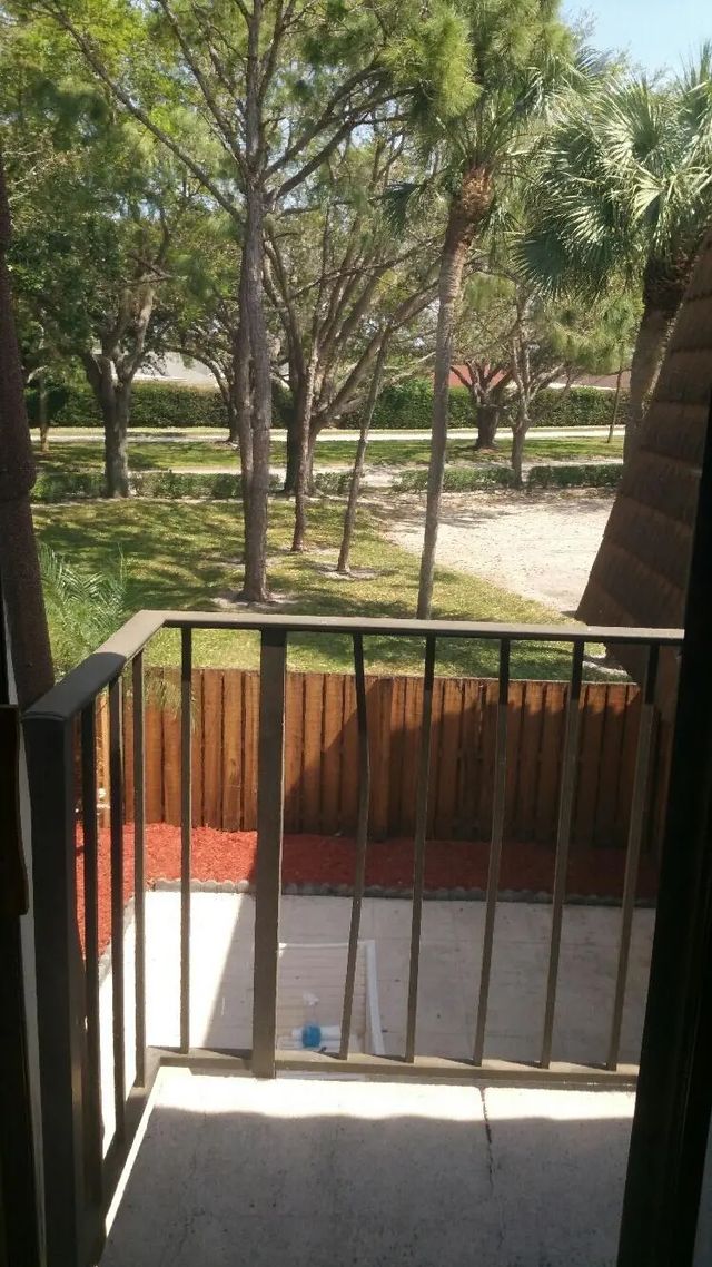 3 of 24 - 102 Heritage Way, West Palm Beach, FL