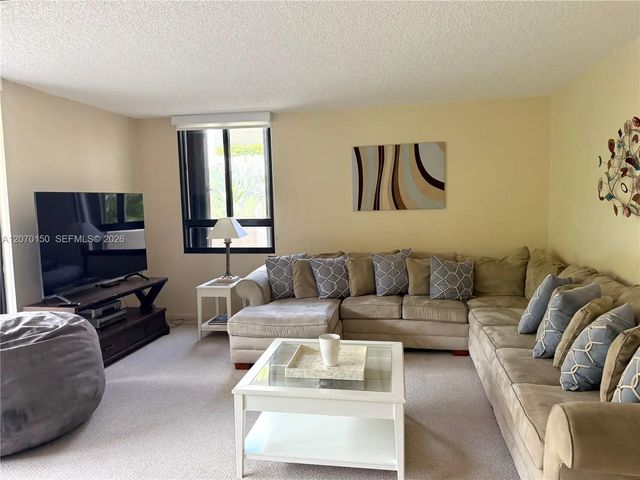 2 of 23 - 101 Crandon Boulevard #265, Key Biscayne, FL