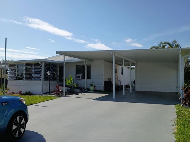 2788 Sw Thunderbird Trail, Stuart