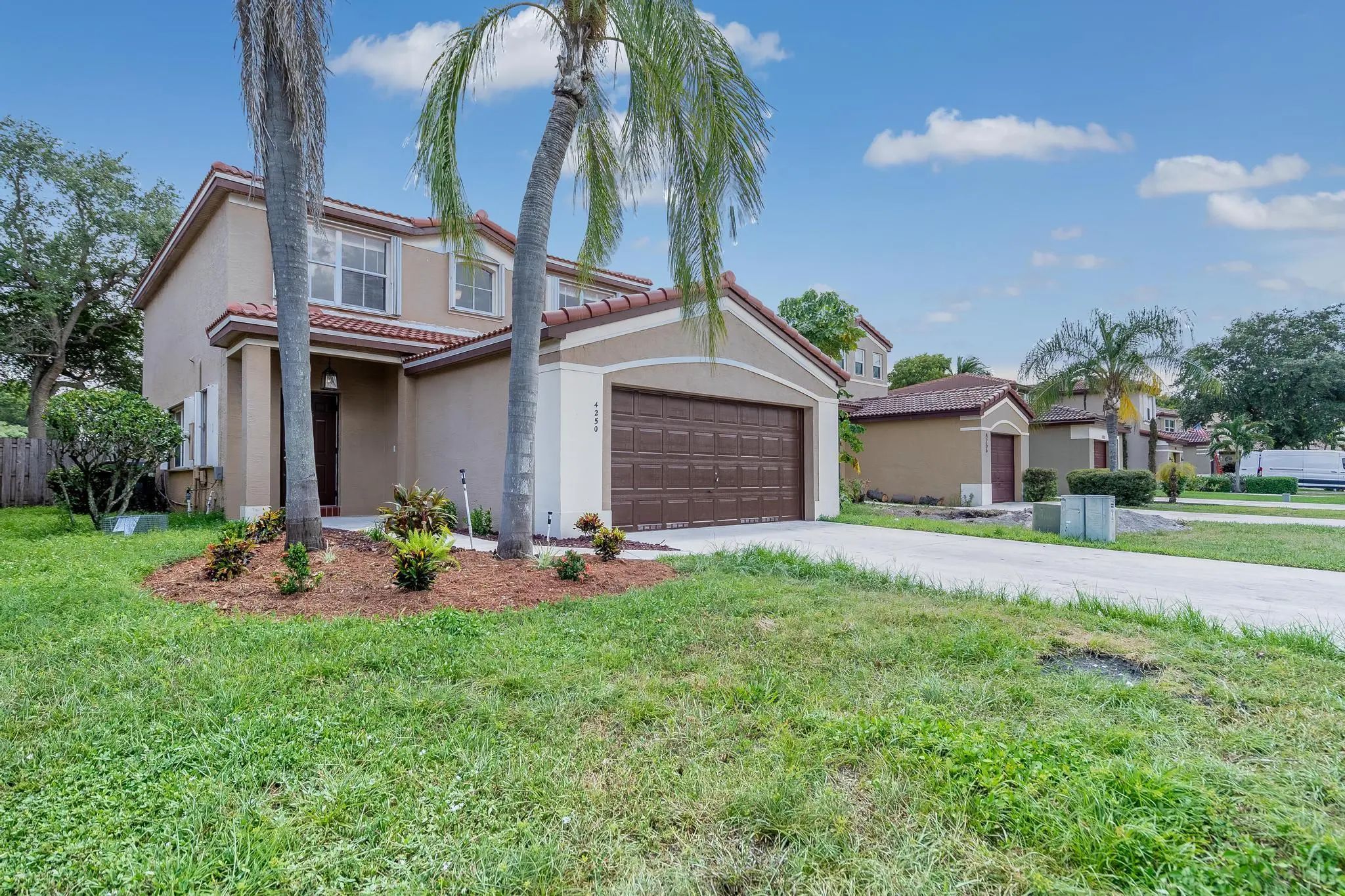 4250 Nw 1st Place, Deerfield Beach