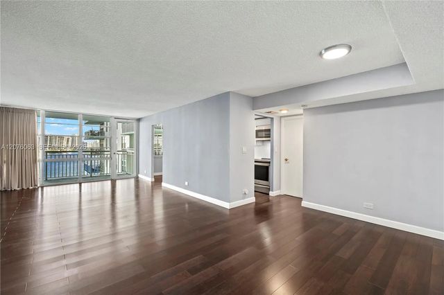 4 of 41 - 301 174th Street #901, Sunny Isles Beach, FL
