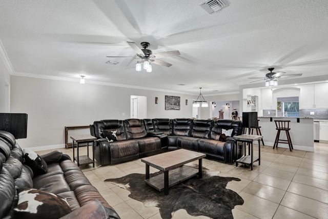 5 of 32 - 4321 Sw 73rd Terrace, Davie, FL