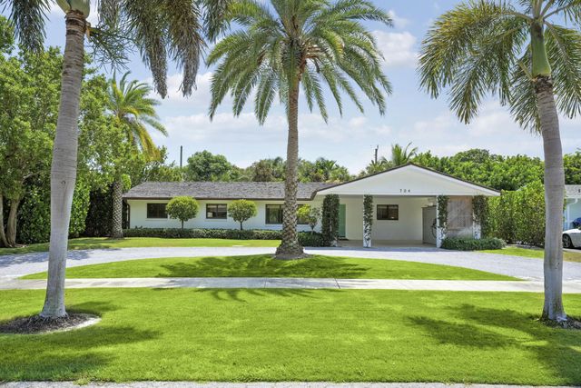 2 of 49 - 704 Pelican Way, North Palm Beach, FL