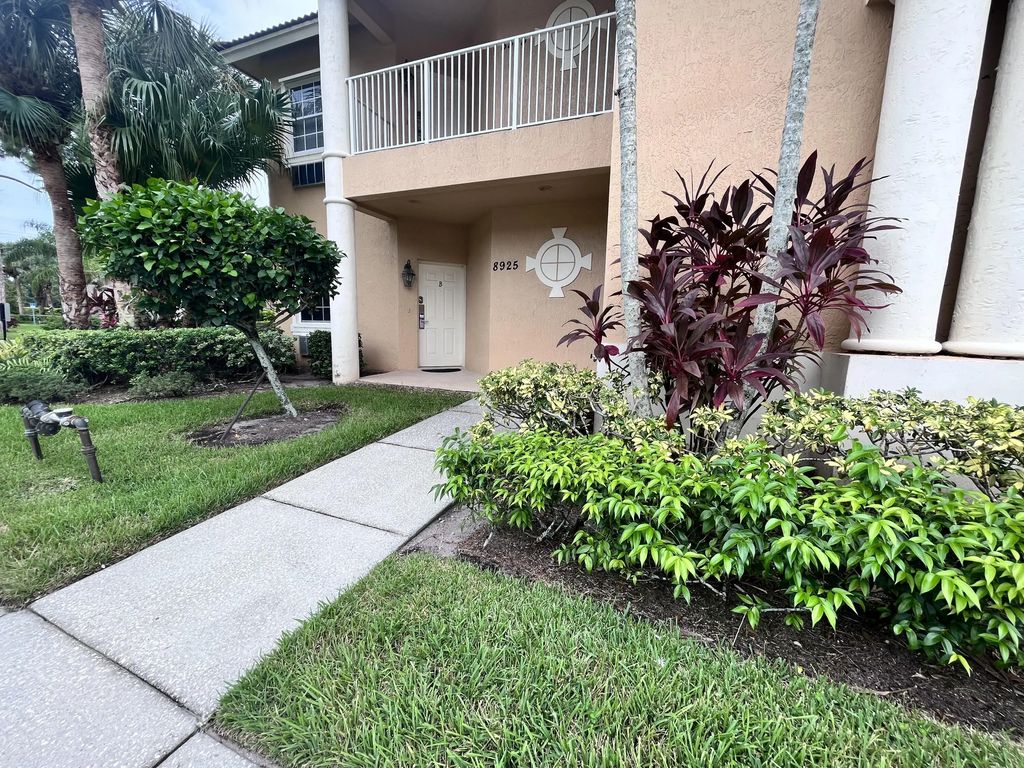 8925 Sandshot Court #b, Port St. Lucie