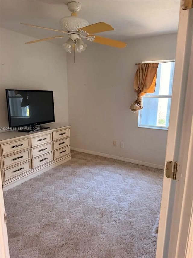 3 of 6 - 921 Redwood Street, Daytona Beach, FL