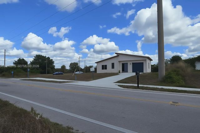 761 Bell Boulevard S, Lehigh Acres