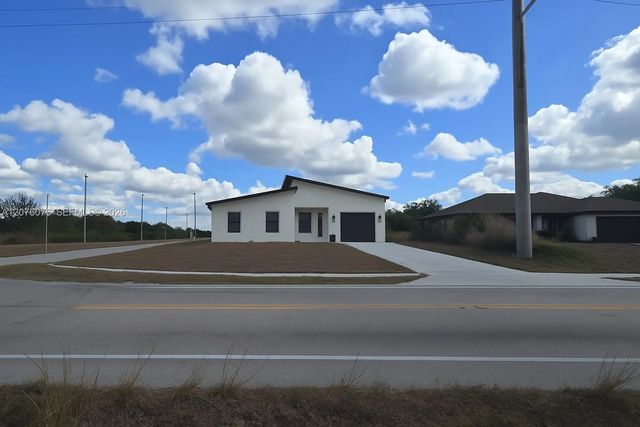 2 of 28 - 761 Bell Boulevard S, Lehigh Acres, FL