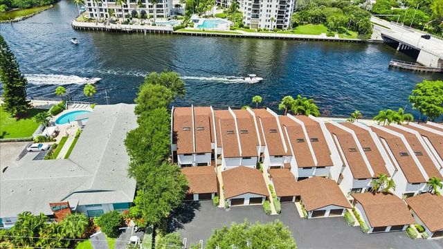 3 of 40 - 1301 N Riverside Drive #1, Pompano Beach, FL